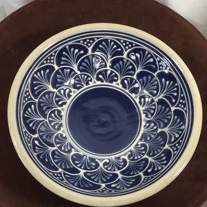 9.5” stoneware bowl